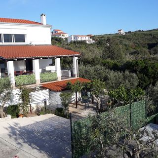 Apartmanok A Tenger Mellett Necujam, Solta - 18993 Nečujam (2)