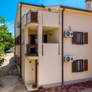 Apartmanok A Tenger Mellett Porat, Krk - 19272 Porat (2)