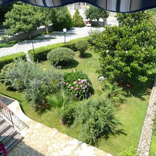 Apartmanok Parkolóhellyel Malinska, Krk - 19296 Malinska (4)