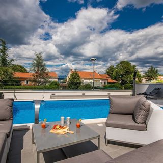 Apartmanok Családok Részére Medencével Vantacici, Krk - 19303 Vantačići (4)