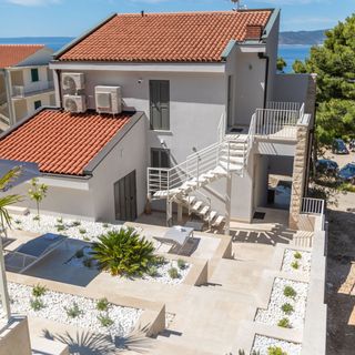Apartmanok Medencével Brela, Makarska - 19345 Brela (5)
