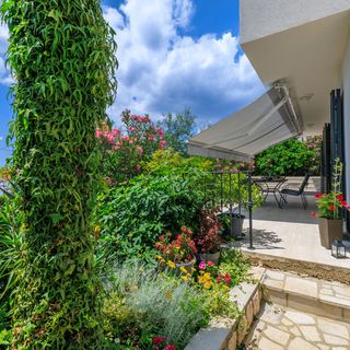 Apartments Rak Dramalj (4)