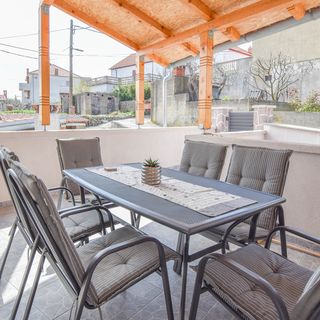 House Roko and Karla Preko (5)