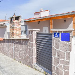 House Roko and Karla Preko (2)