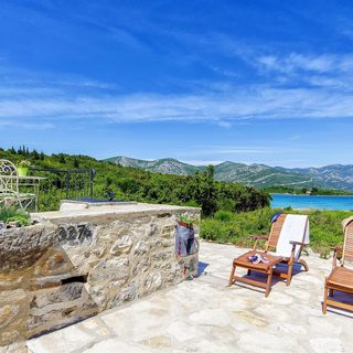 House Vinko Račišće (2)