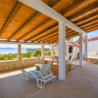 House Mateo Nevidane (5)