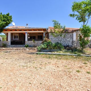 House Romano Nevidane (3)