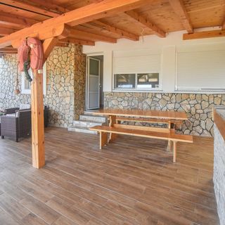 House Romano Nevidane (5)