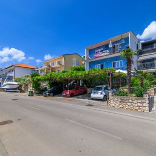 Apartments Alenka Dramalj (4)