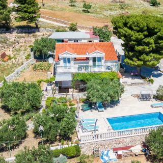 House Ratac Bol (2)