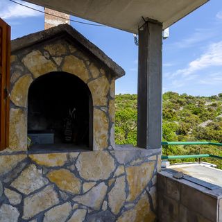 House Small Robinson Sevid (4)