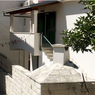 Apartments Lena Podgora (2)