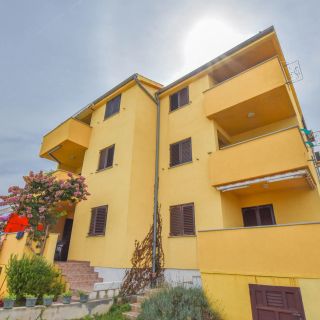 Apartments Taya Dobropoljana (4)