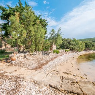 House Uncle Simon Pasman (3)