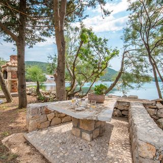 House Uncle Simon Pasman (5)