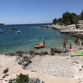 Apartments Leona Rogoznica (4)