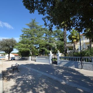 Apartmanok A Tenger Mellett Malinska, Krk - 19314 Malinska (4)