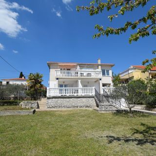 Apartmanok Parkolóhellyel Krk - 19365 (2)