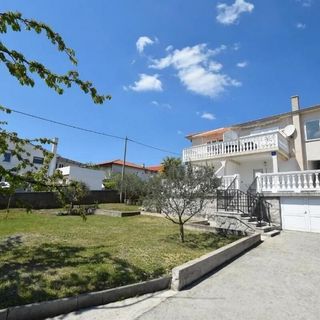 Apartmanok Parkolóhellyel Krk - 19365 (3)