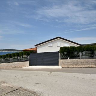 Apartments Villa Sofia Martinscica (4)