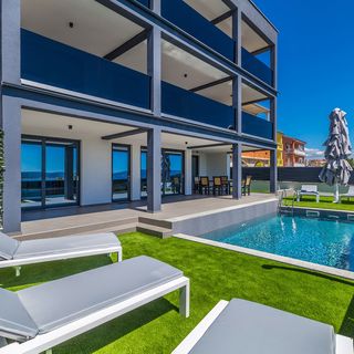 Villa THREE UNITS Crikvenica (2)