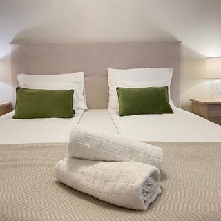 Cosy Innercity Gateway Bestern Szeged (5)