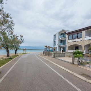 Apartment Nada Vir (2)
