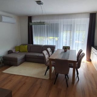 Márk Apartman Balatonszárszó (2)