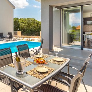 Apartman Vrbnik - CKI443 (3)