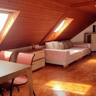 Kövirigó Apartman Tapolca (5)