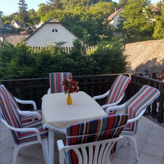 Márta Apartman Szigliget (3)