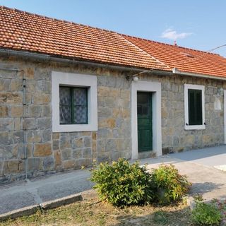 Nyaralóház Parkolóhellyel Kostanje, Omis - 19770 Kostanje (2)