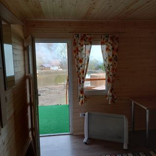 Cabanele ,, Valea Bradului"  Izvoru Mureșului (4)