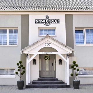 Rezidence 1923 Kuchařovice (3)