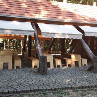 Zebegényi Erdei Sátortábor és Szálláshely Zebegény (4)