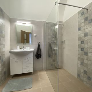 Rád-Vár Apartmanház Eger (3)