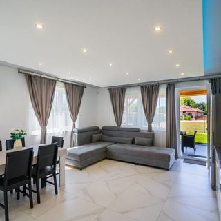 Roni Apartmanok Siófok (4)