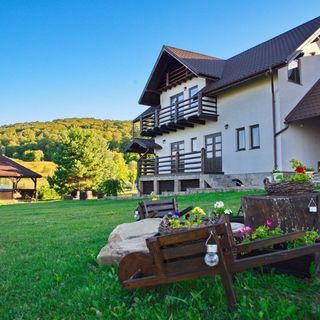 Cabana Plăieșul Oglinzi (4)