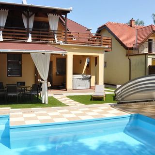 Garden Villa Zsóry**** Mezőkövesd (3)