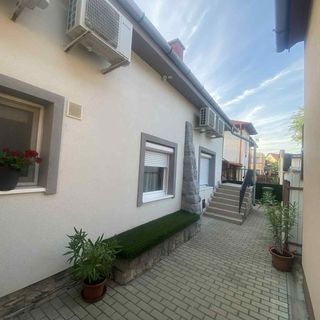 Sólyom Apartman Hajdúszoboszló (5)