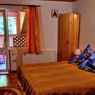 Casa Miorita Arefu (4)