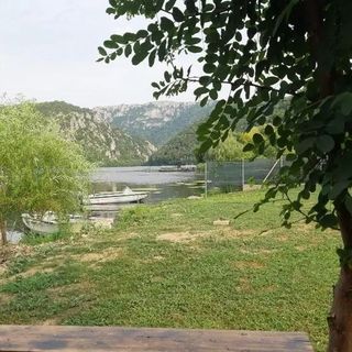 Casa de vacanță Colț de rai Eșelnița (4)