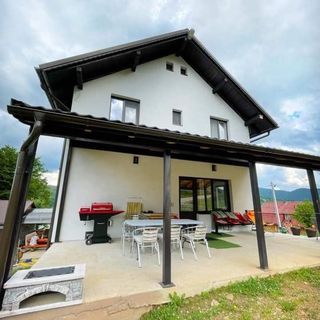 Pensiunea K9 Răchițele (2)