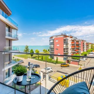 Coral Premium Suite Apartment Siófok (2)