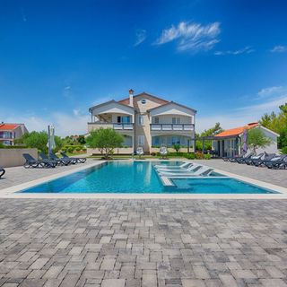 Apartments Basic Vesna Vir II (5)