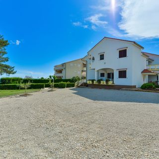 Apartments Liveric Vir II (4)