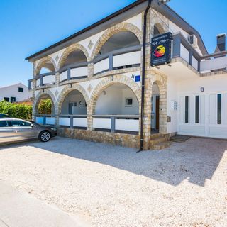 Apartments Skundric Vir II (2)