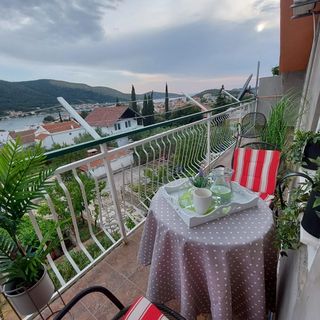 Apartment Meri Grebastica (2)