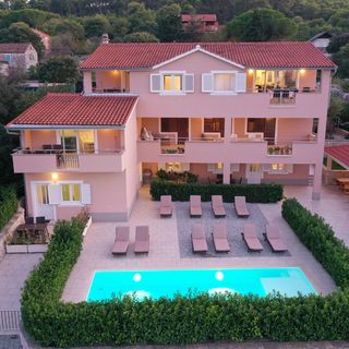 Apartments BoBo Kraj (3)