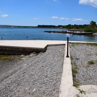 Pansion and Apartments Marko Starigrad (4)